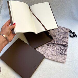 NWT Giftable Gucci Notebook & Pen Set